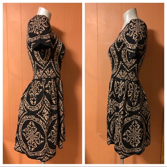 Romeo + Juliet Couture Damask Sweater Dress, XS - Picture 5 of 11